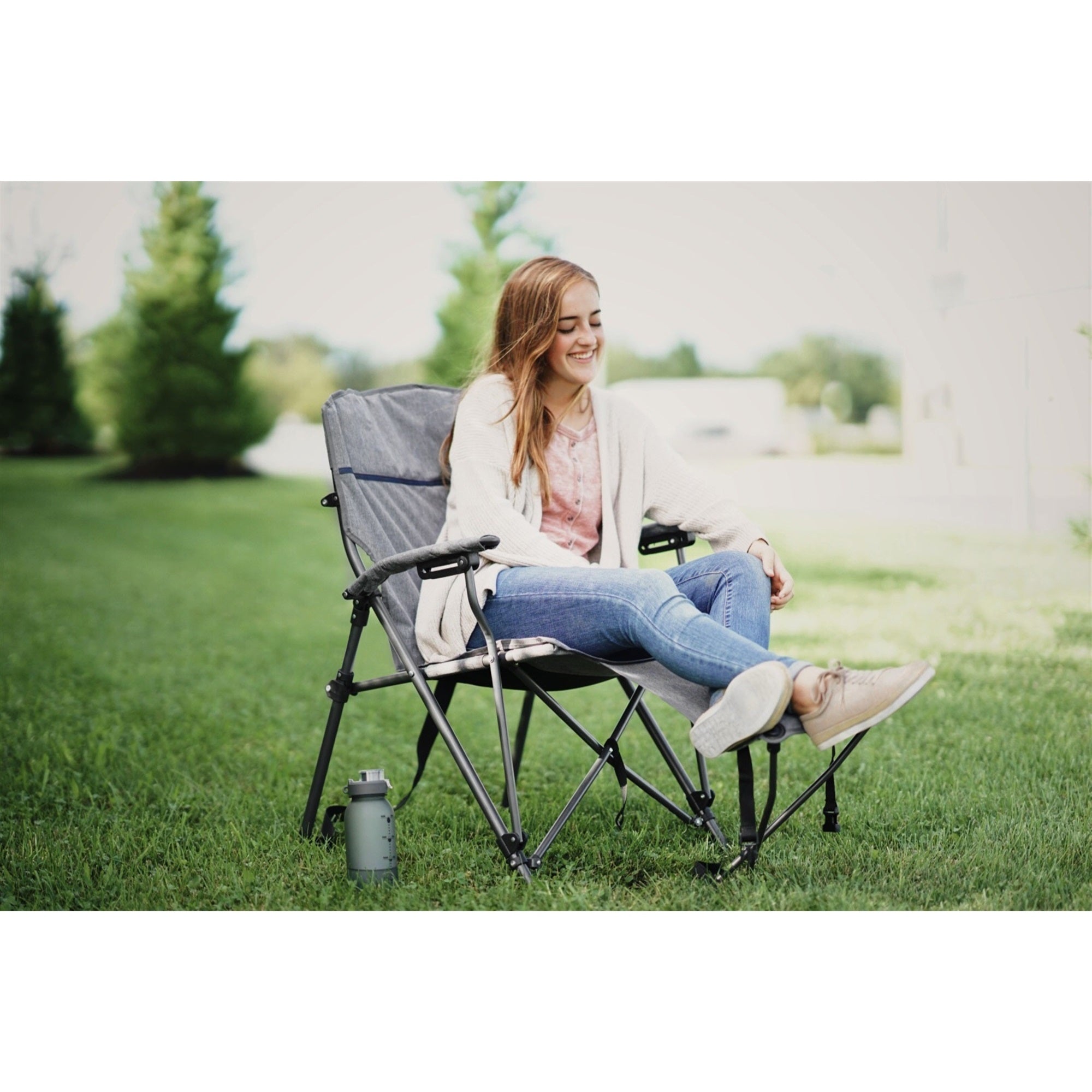 Zenithen Portable Outdoor Folding Chair with Foot Rest, Gray