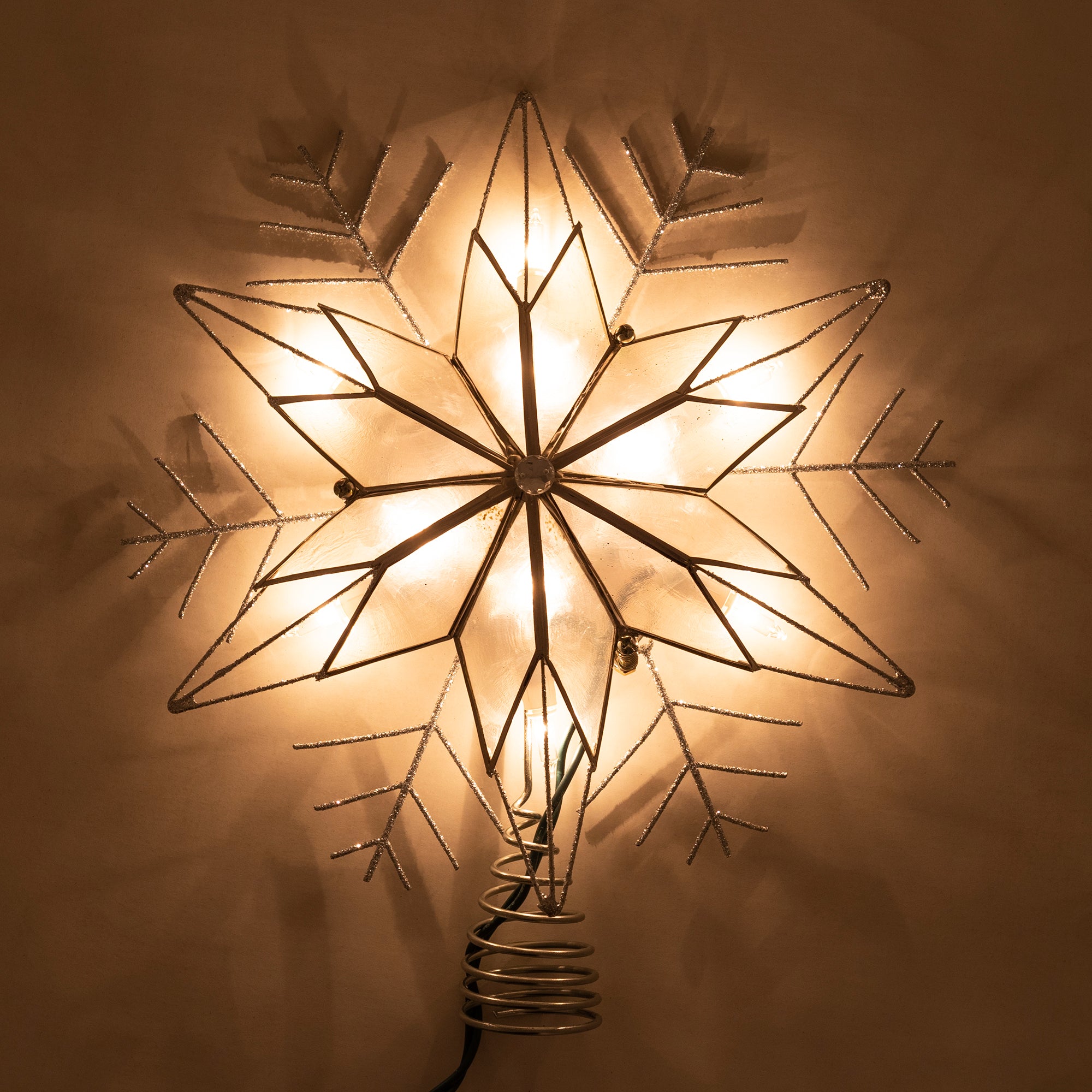 Kurt Adler 10-Light Silver Wire Capiz Treetop, Snowflake, 10"