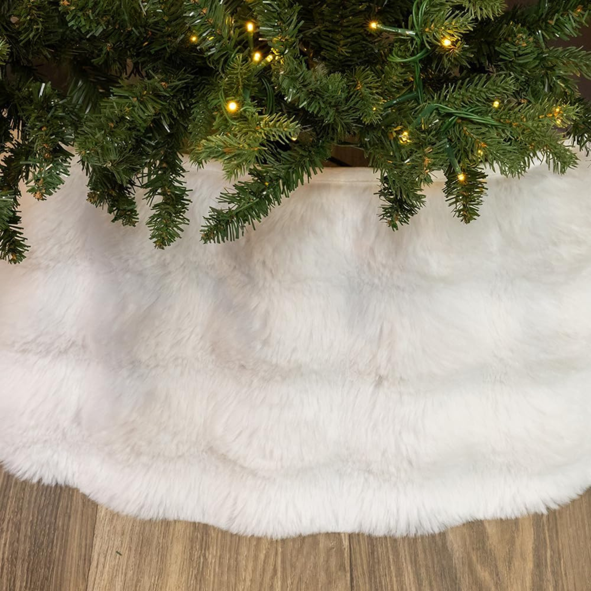 Kurt Adler Faux Fur Tree Collar, White, 24in