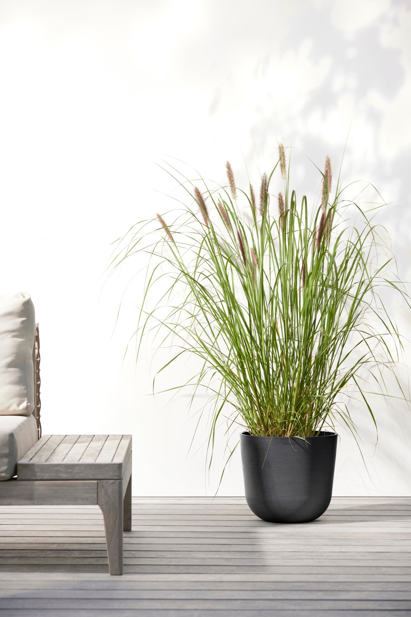 Ecopots Oslo Durable Modern Round Indoor/Outdoor Recycled-Based Composite Flower Pot Planter