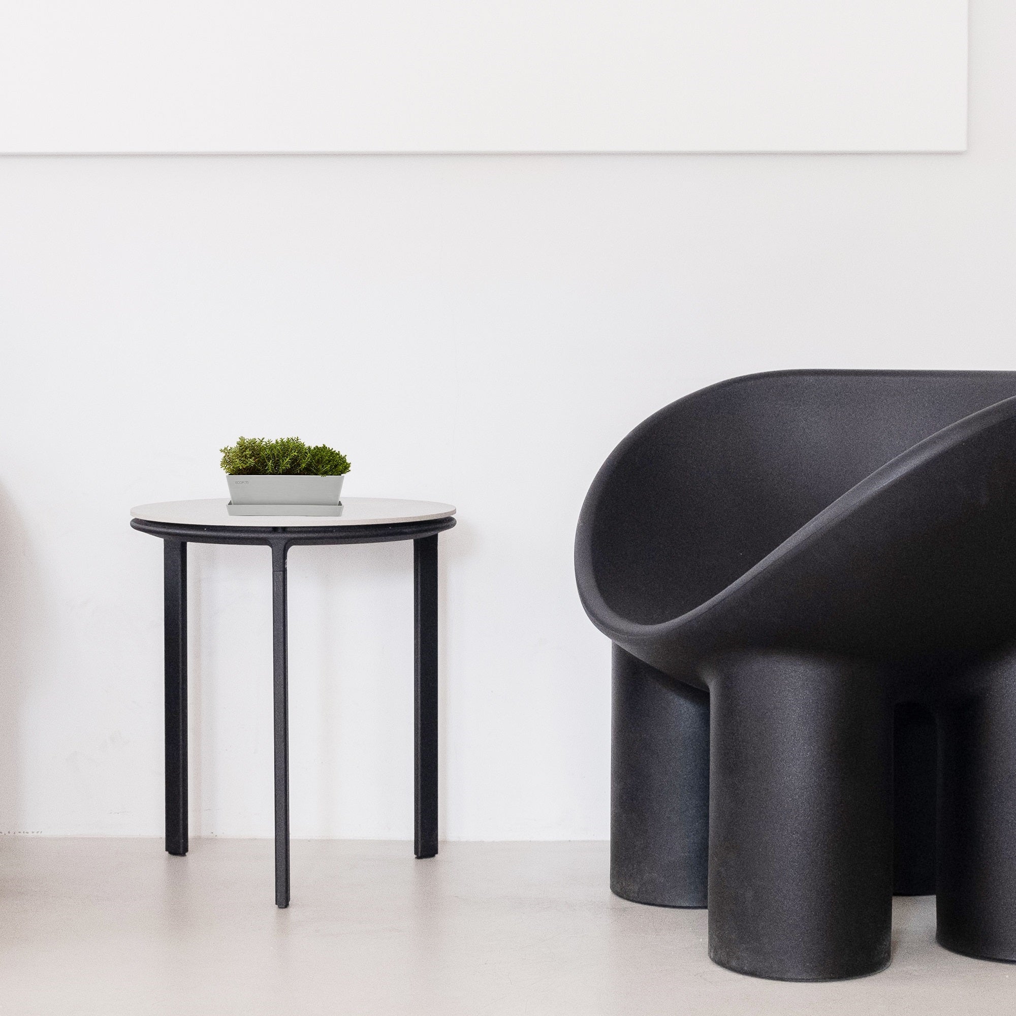 Ecopots Bruges Mini Durable Modern Rectangular Indoor/Outdoor Recycled-Based Composite Flower Pot Planter with Saucer