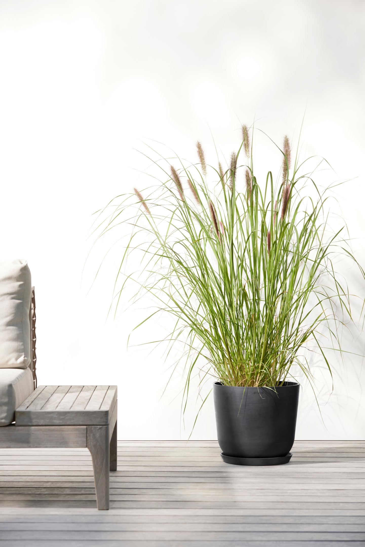 Ecopots Oslo Durable Modern Round Indoor/Outdoor Recycled-Based Composite Flower Pot Planter