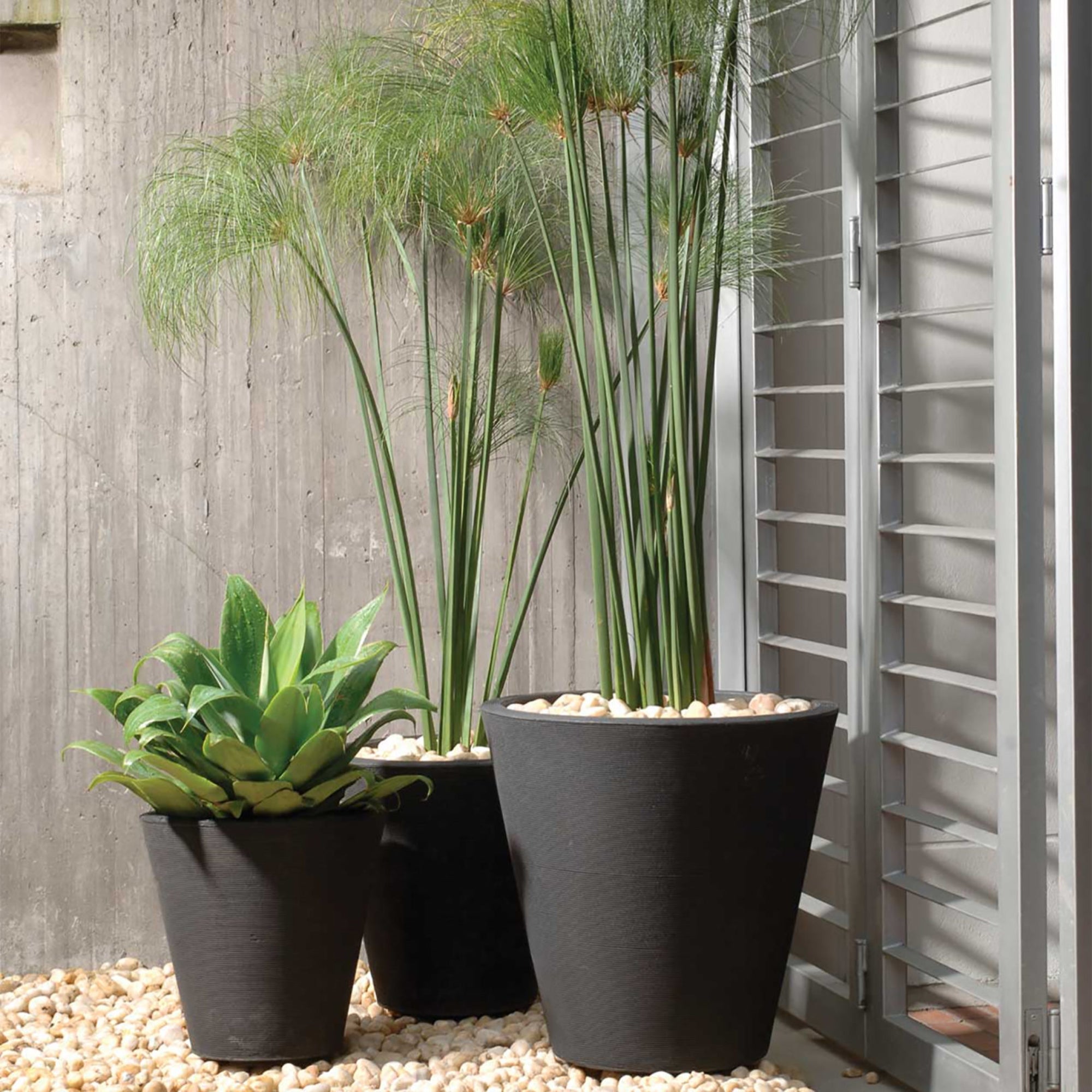 Crescent Garden Polyethylene Madison Planter, Double-Walled Plant Pot