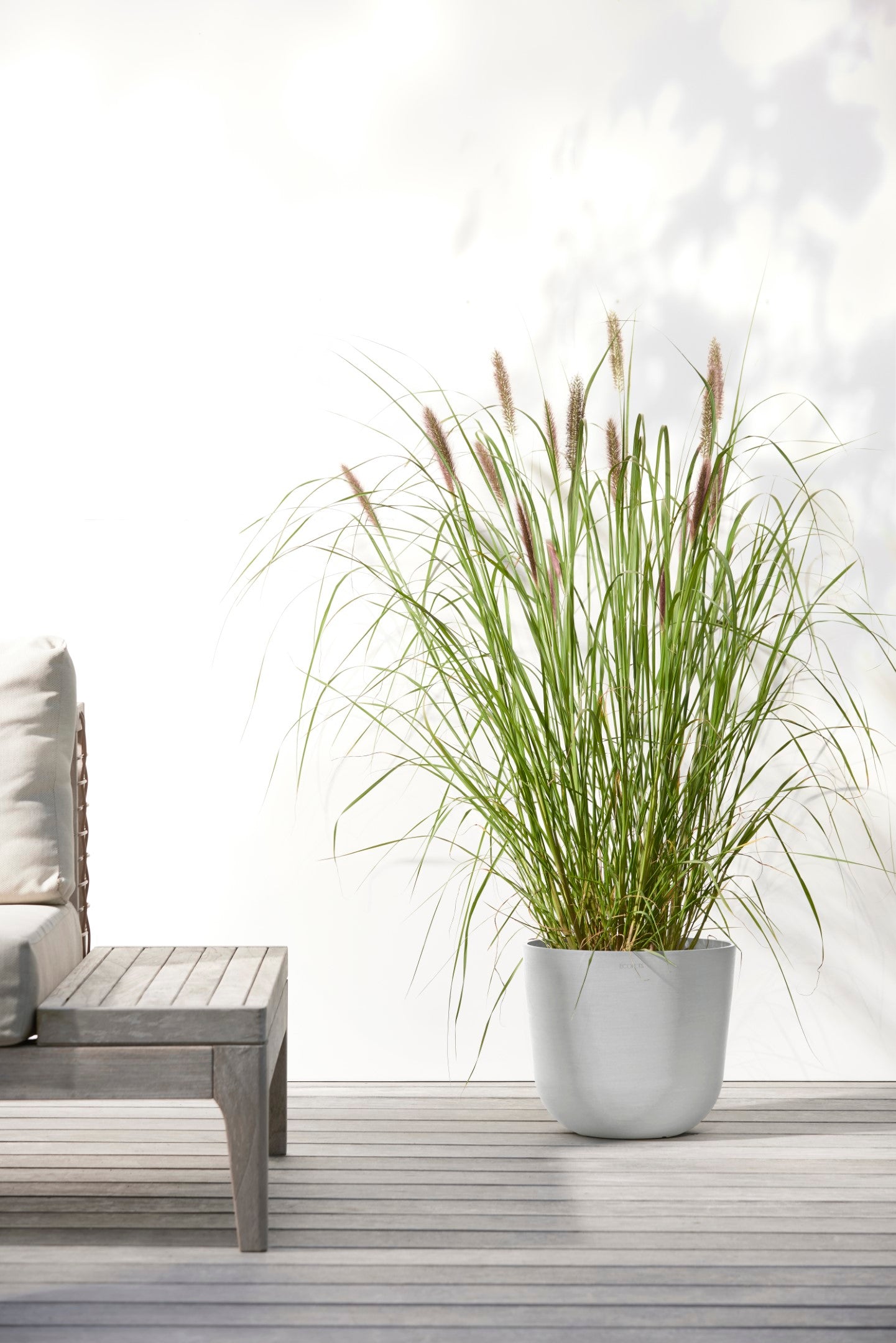 Ecopots Oslo Durable Modern Round Indoor/Outdoor Recycled-Based Composite Flower Pot Planter