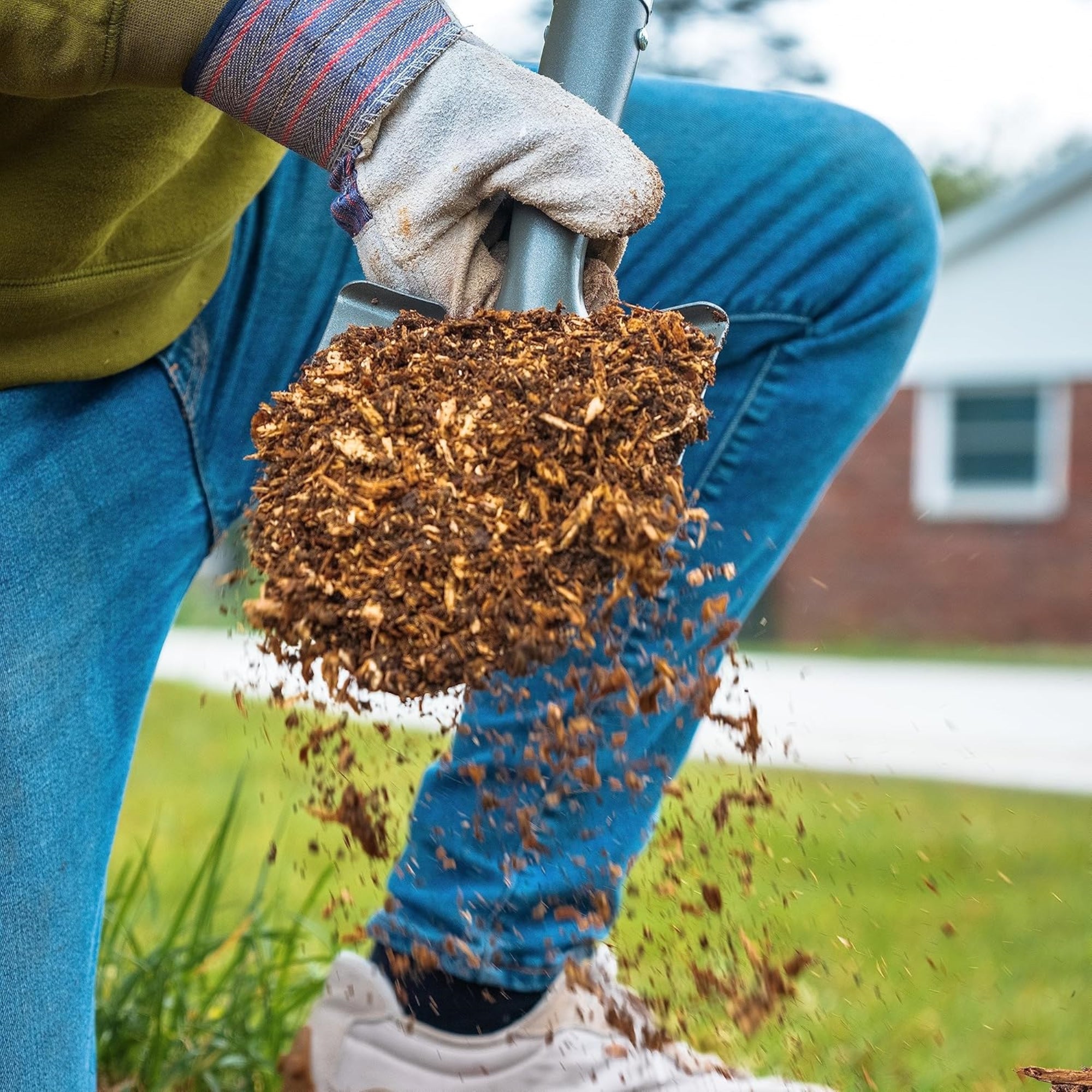 Radius Garden Mini-O Digger Steel Shovel, Red