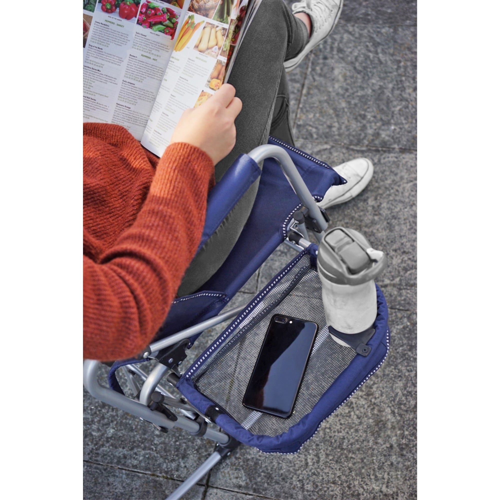 Zenithen Limited Navy/Grey Rocking Director Folding Chair with Side Table