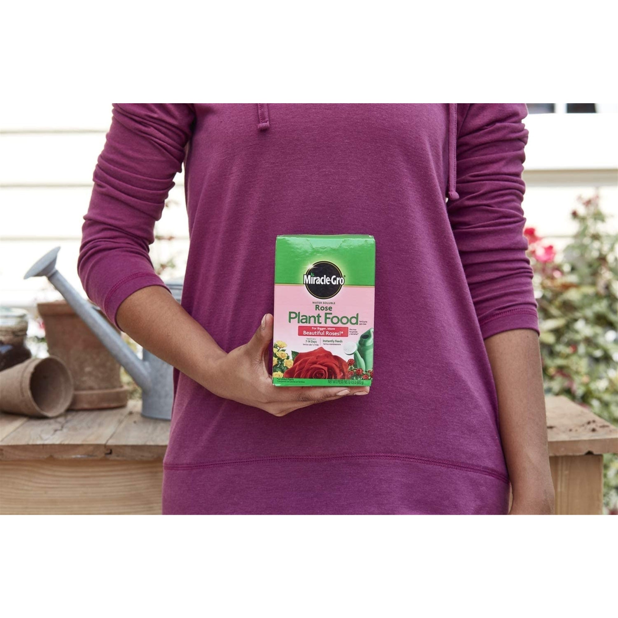 Miracle-Gro Water Soluble Rose Plant Food, 1.5 lb