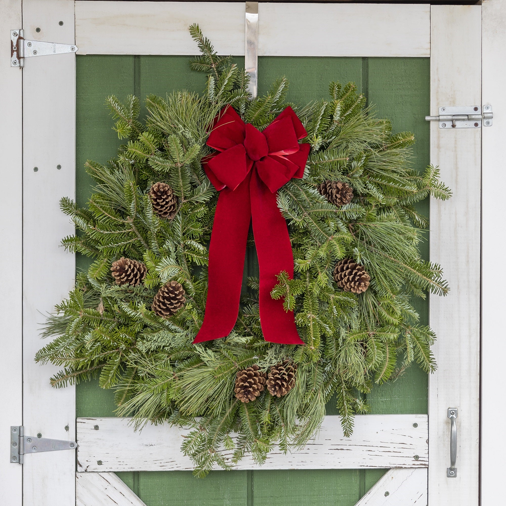 Garden Elements Fresh Handmade Christmas Holiday Live Evergreen Wreath, Fraser Fir with Pine Cones and Red Bow, 22”