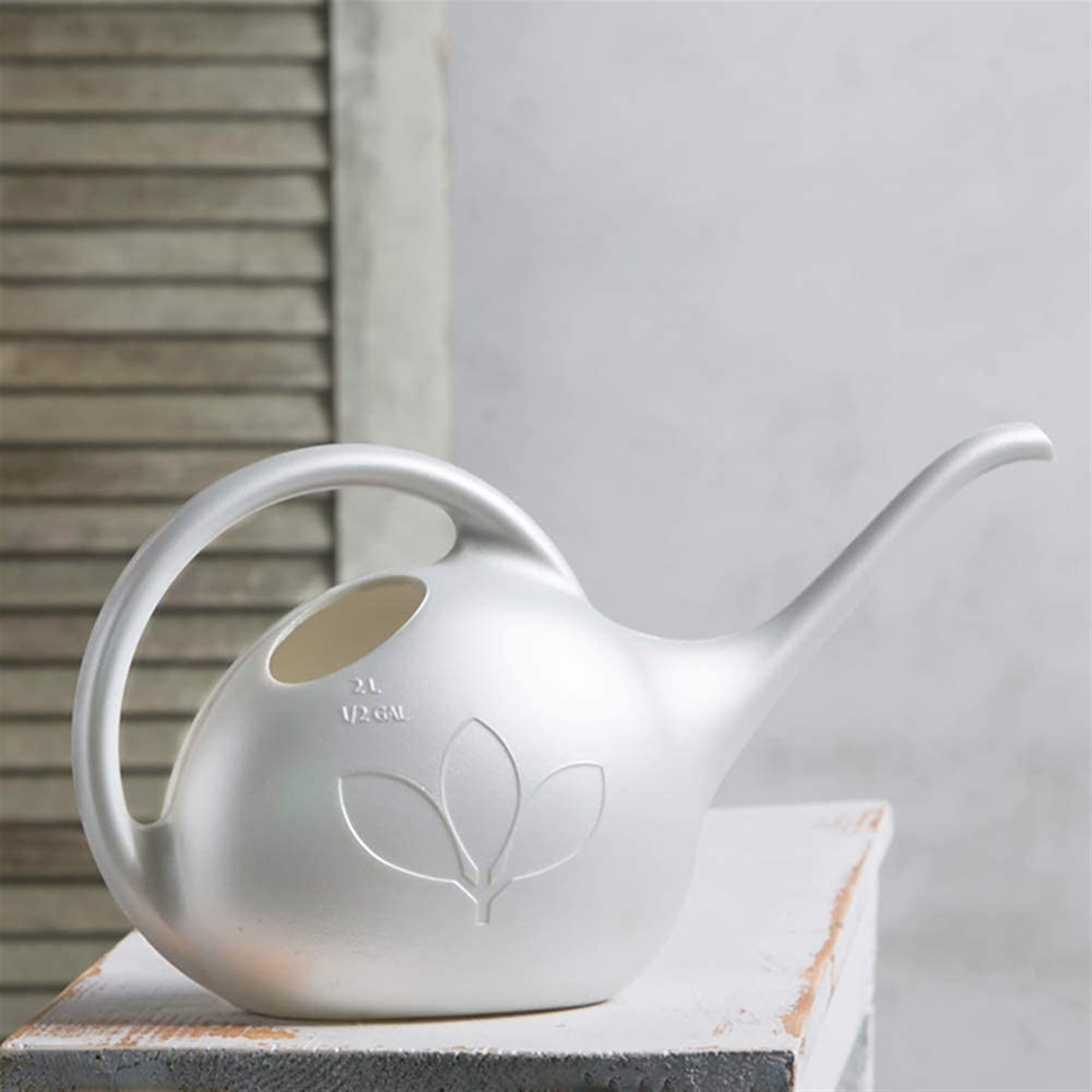 Novelty Indoor Watering Can – Durable Plastic with Long-Spout & Ergonomic Handle, Pearl, 0.5 Gal