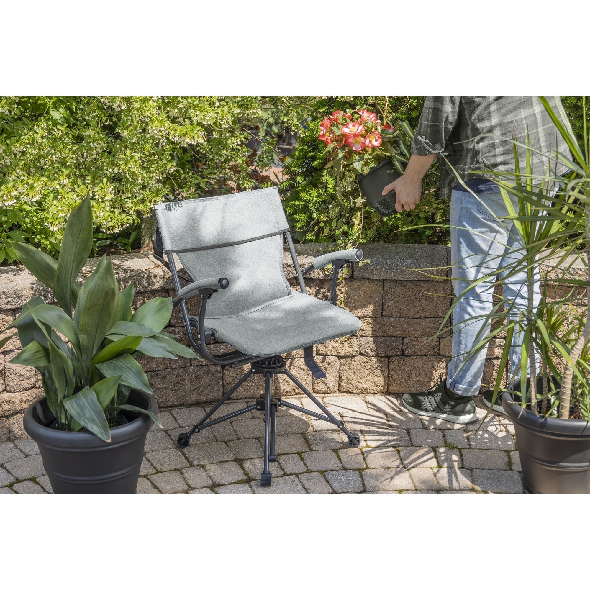 Zenithen Outdoor 360 Degree Portable Lawn Swivel Camping Chair w/ Arms