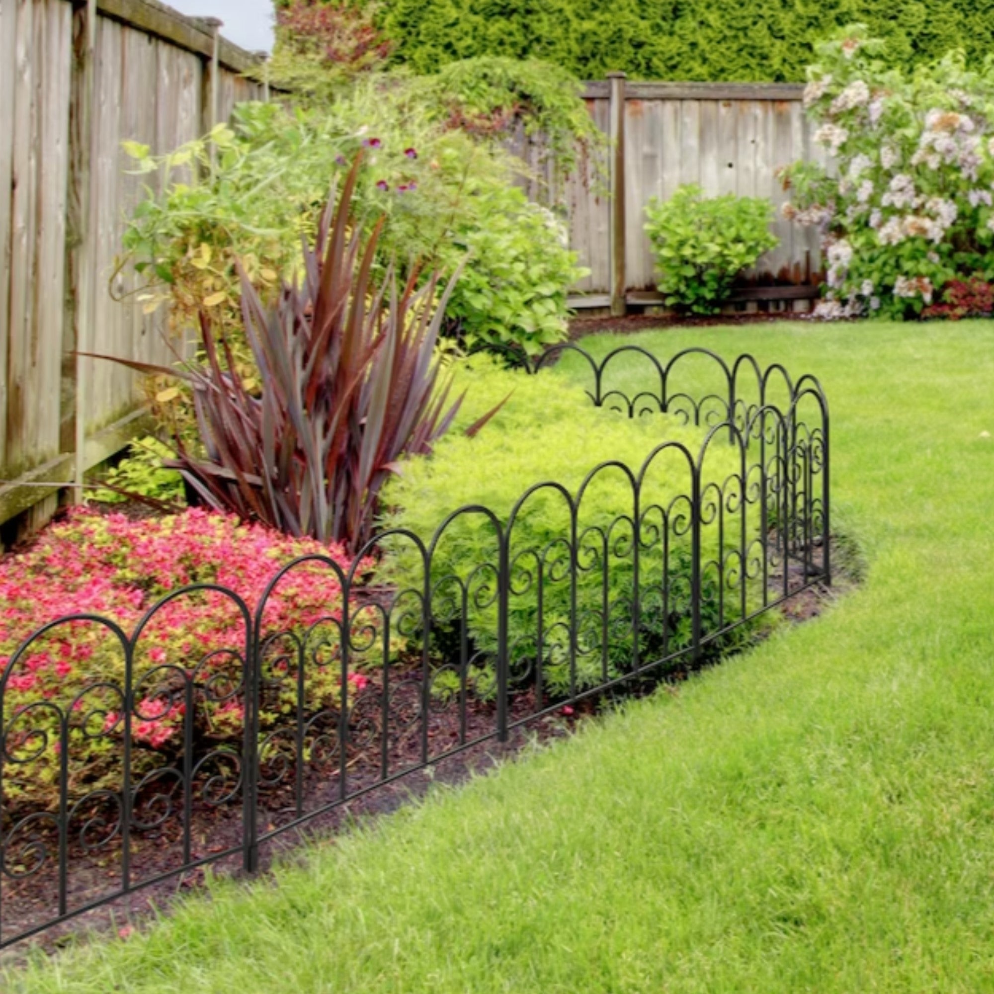 Origin Point Garden Craft Decorative Landscape Fence, Jasmine Classic 18" x 16"