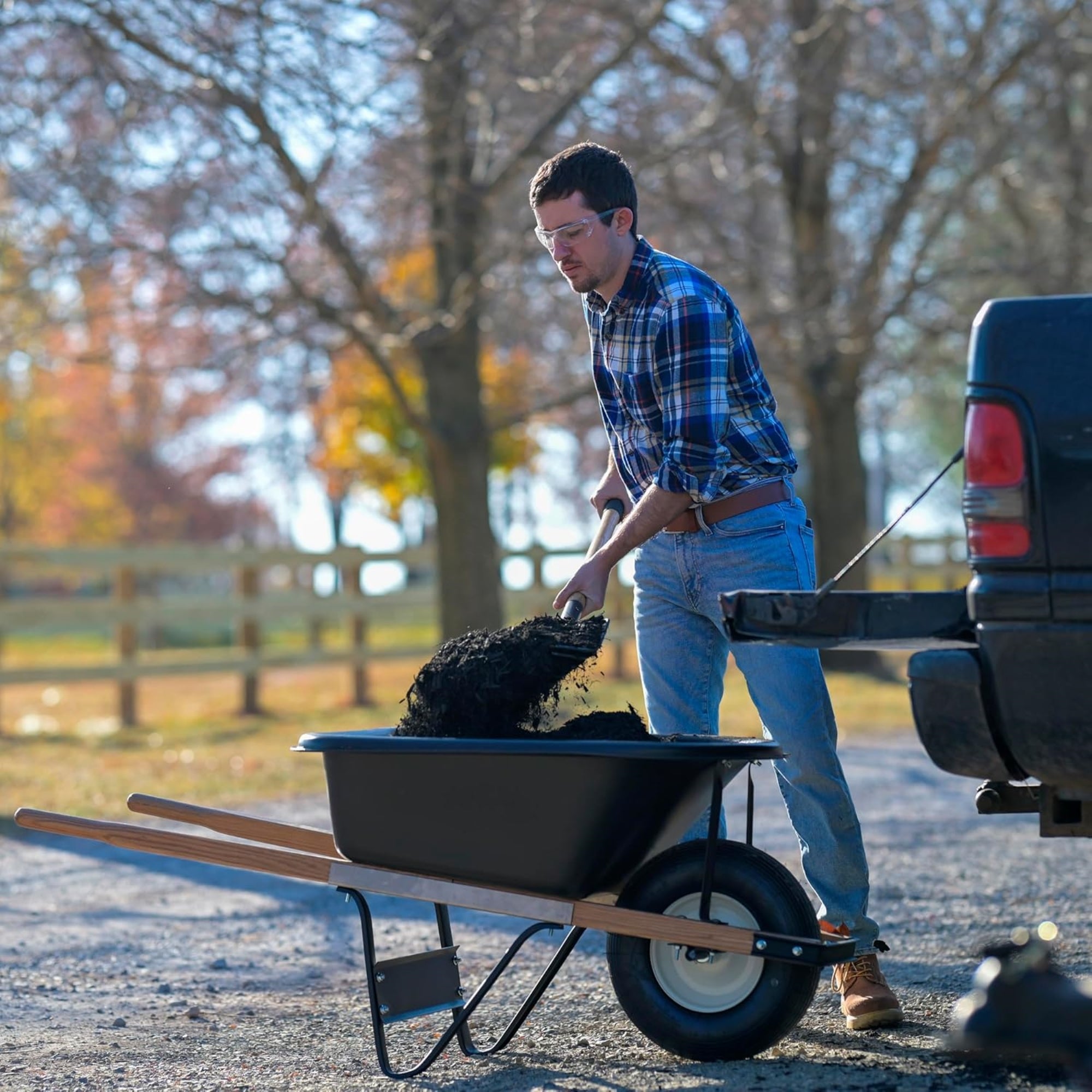 Scenic Trail Single Wheel Wheelbarrow, 5 Cubic Feet Capacity, Black