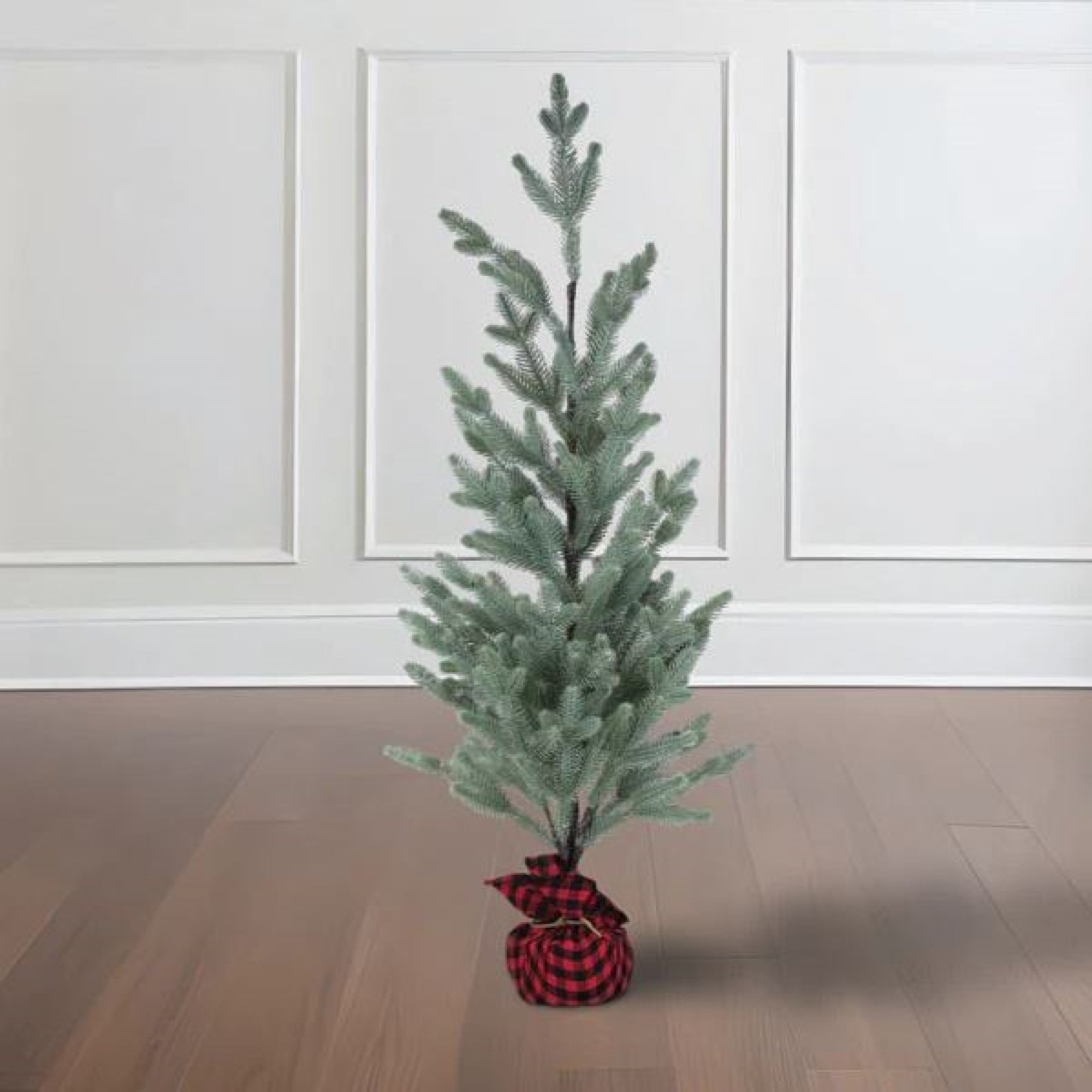 Old World Christmas Tabletop Faux Fir Tree with Burlap Base, 35in