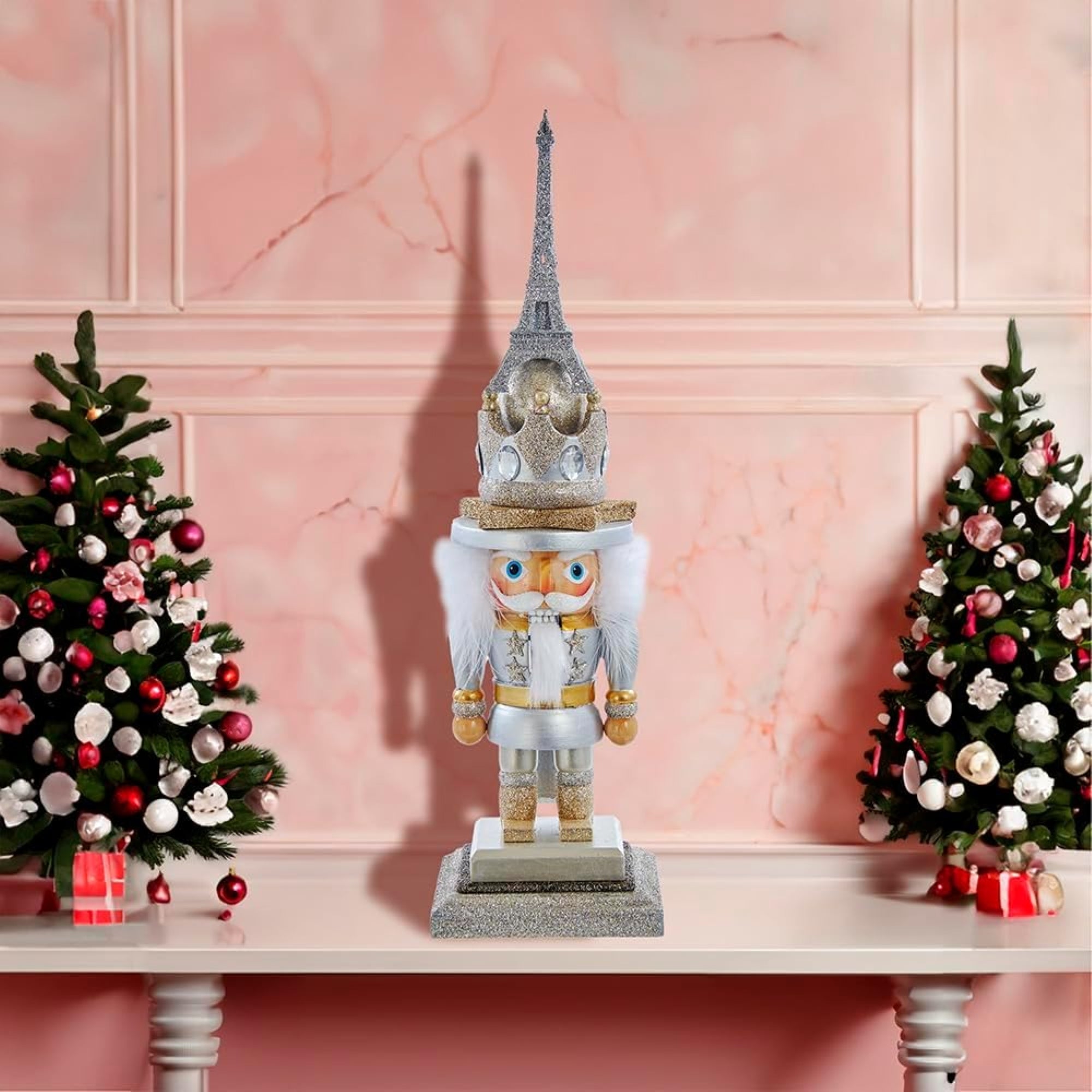 Kurt Adler Hollywood Nutcracker Collection, Paris Hat Nutcracker, 15.75"