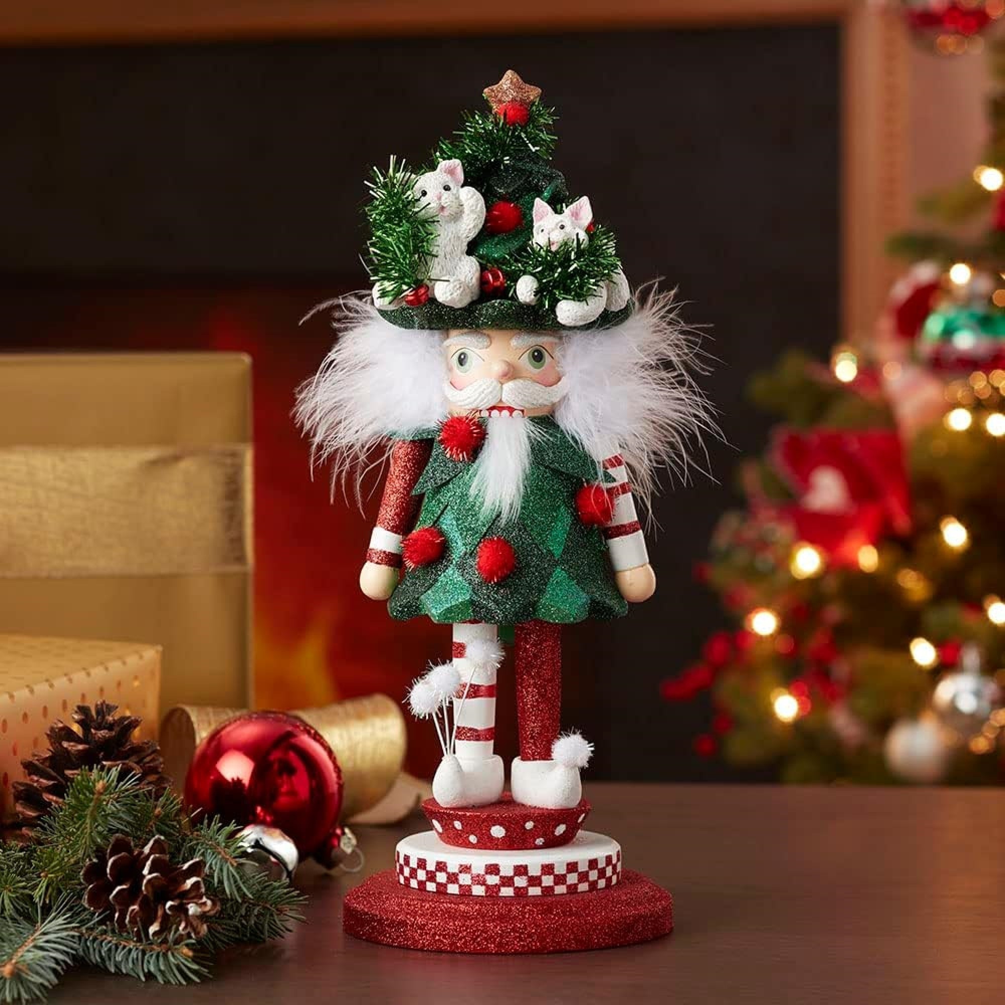 Kurt Adler Wooden Hollywood Nutcracker Collection, Cats in Christmas Tree Hat, 14in