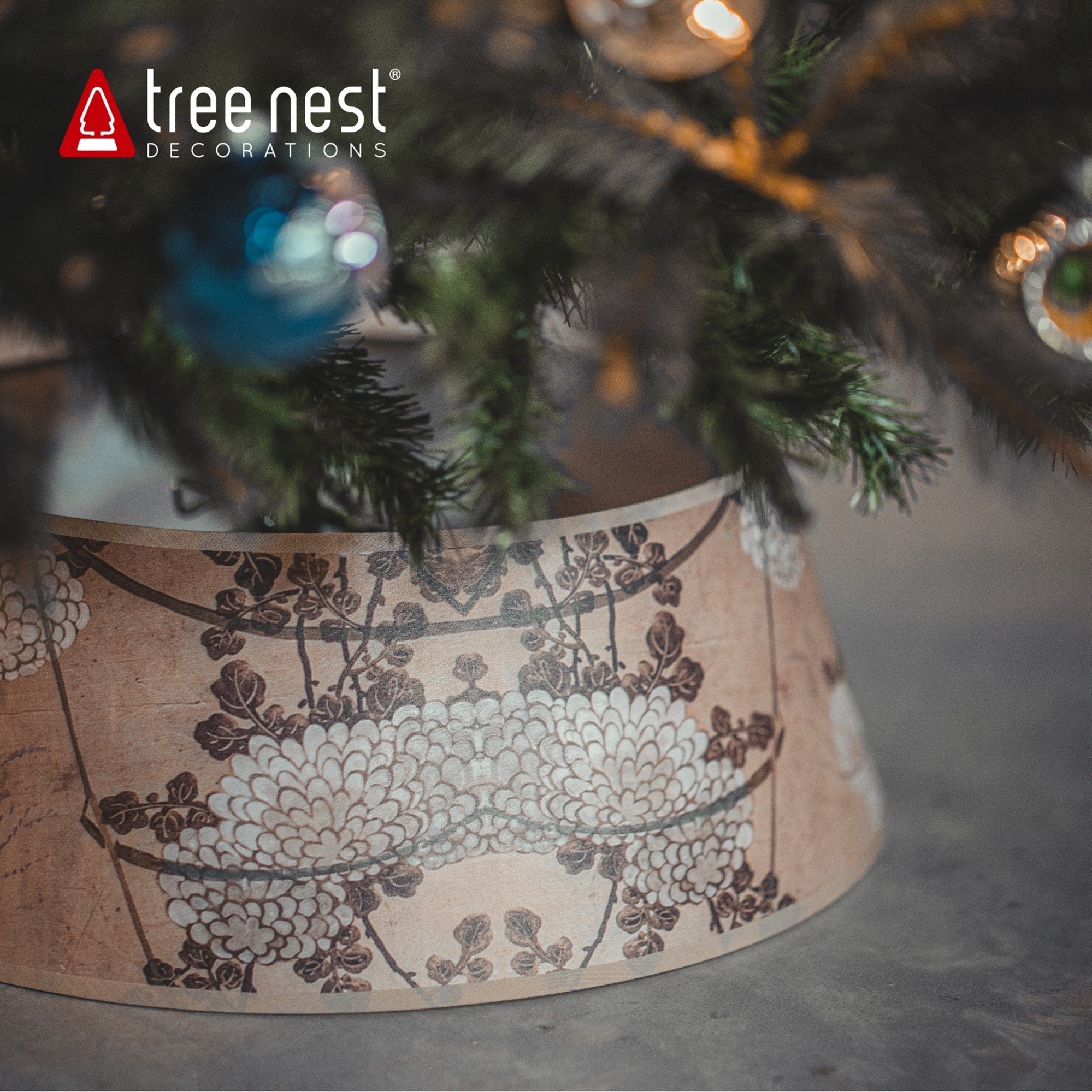 Tree Nest Gallery Round Canvas Christmas Tree Collar