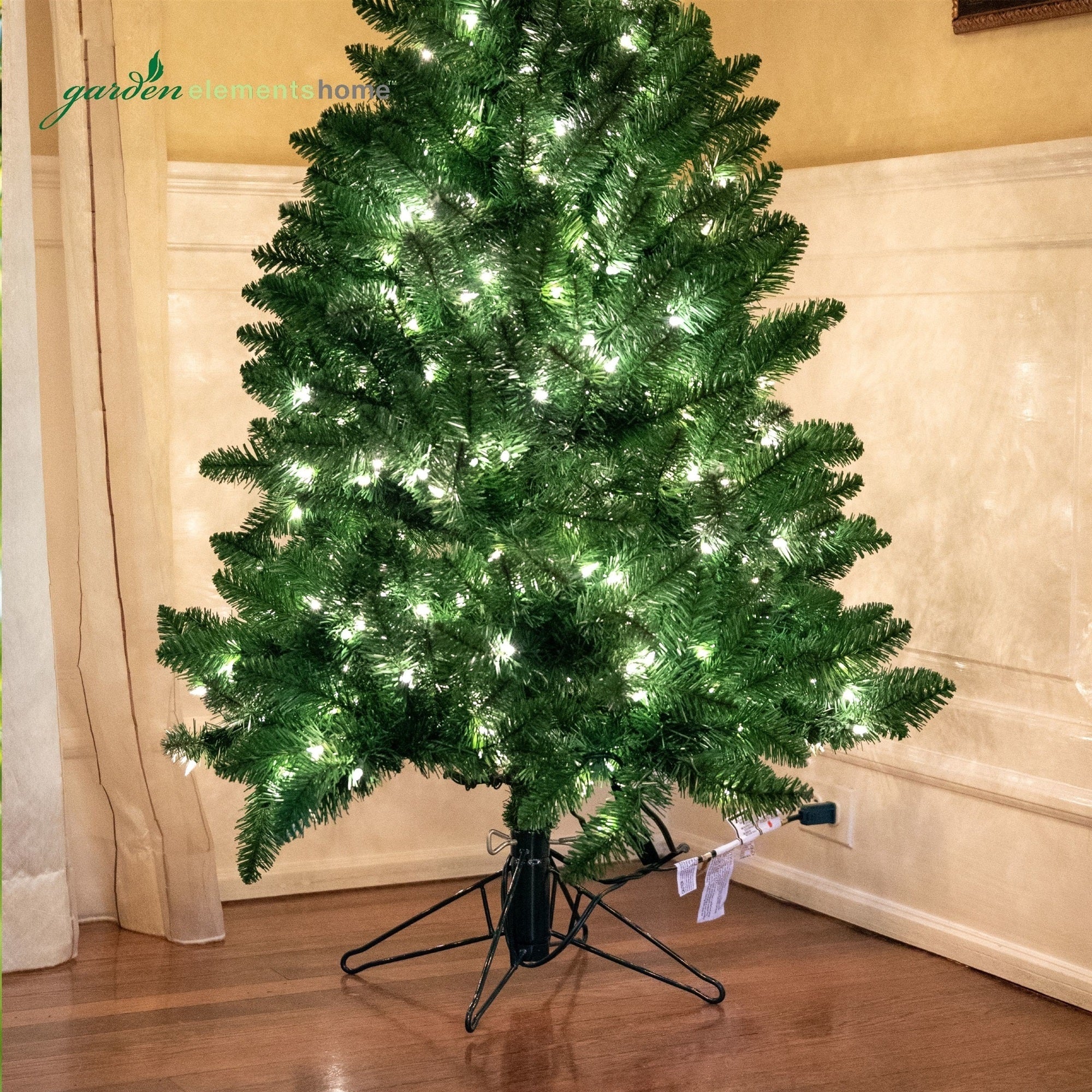 Garden Elements Artificial Pre-Lit Penn Spruce Artificial Christmas Tree, 1062 Tips, 900 Clear Lights, 6.5 ft